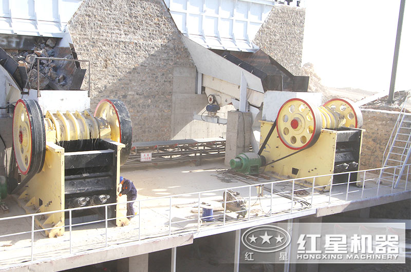 PE900x1200顎式破碎機(jī) PE900x1200顎式破碎機(jī)