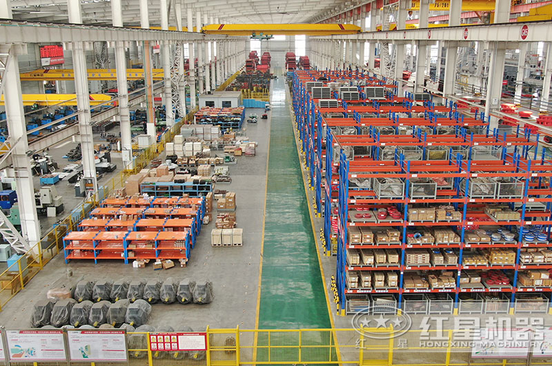 紅星機(jī)器廠(chǎng)區(qū)一側(cè) 紅星機(jī)器廠(chǎng)區(qū)一側(cè)