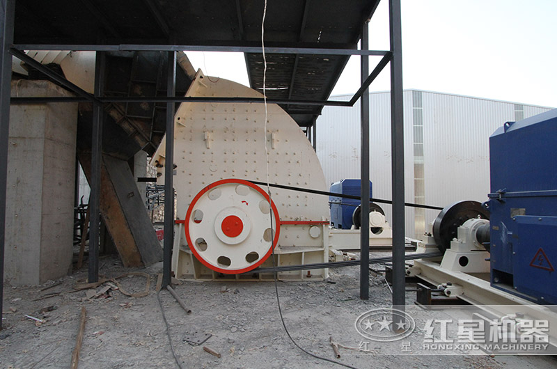 石灰石碎石生產(chǎn)線(xiàn)客戶(hù)現(xiàn)場(chǎng)