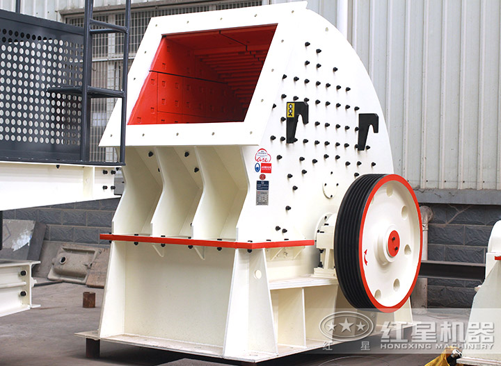 顏色、型號不同的錘式粉碎機(jī)